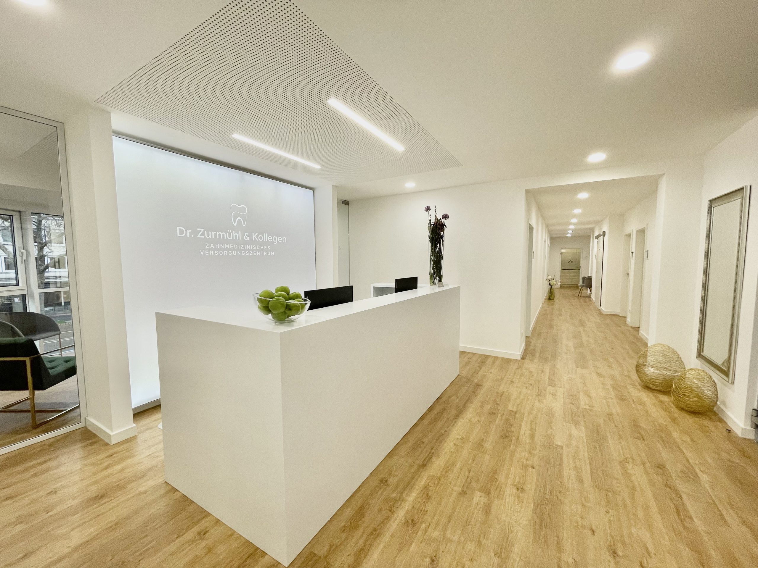 Das Team der Zahnarztpraxis in Düsseldorf